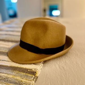 Camel fedora